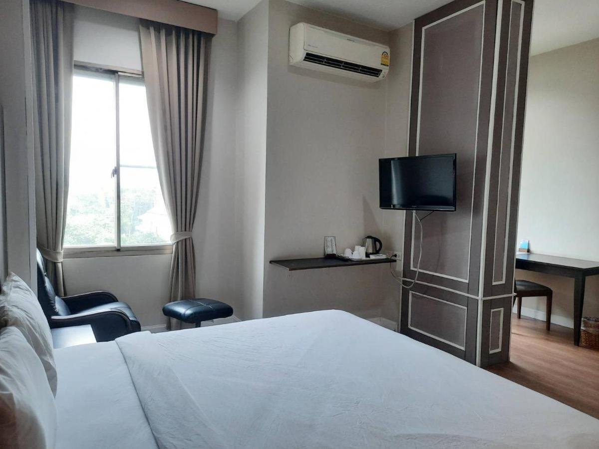 J Park Hotel - Sha Extra Plus Chonburi Extérieur photo