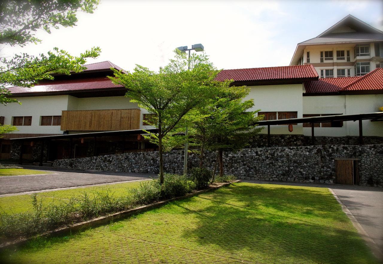 J Park Hotel - Sha Extra Plus Chonburi Extérieur photo
